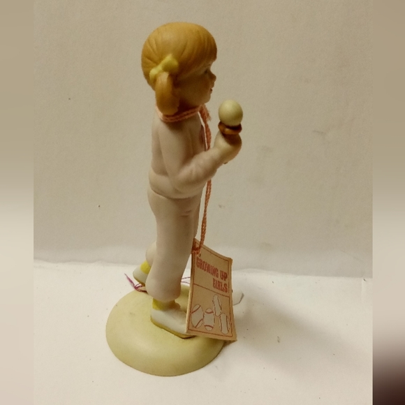 RARE Vintage ENESCO 1983 Figurine Growing Up Girls Porcelain Ceramic Collectible - Picture 2 of 7
